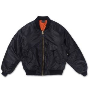 🖤NWT Kylie Shop Blackout Bomber RARE! 🖤